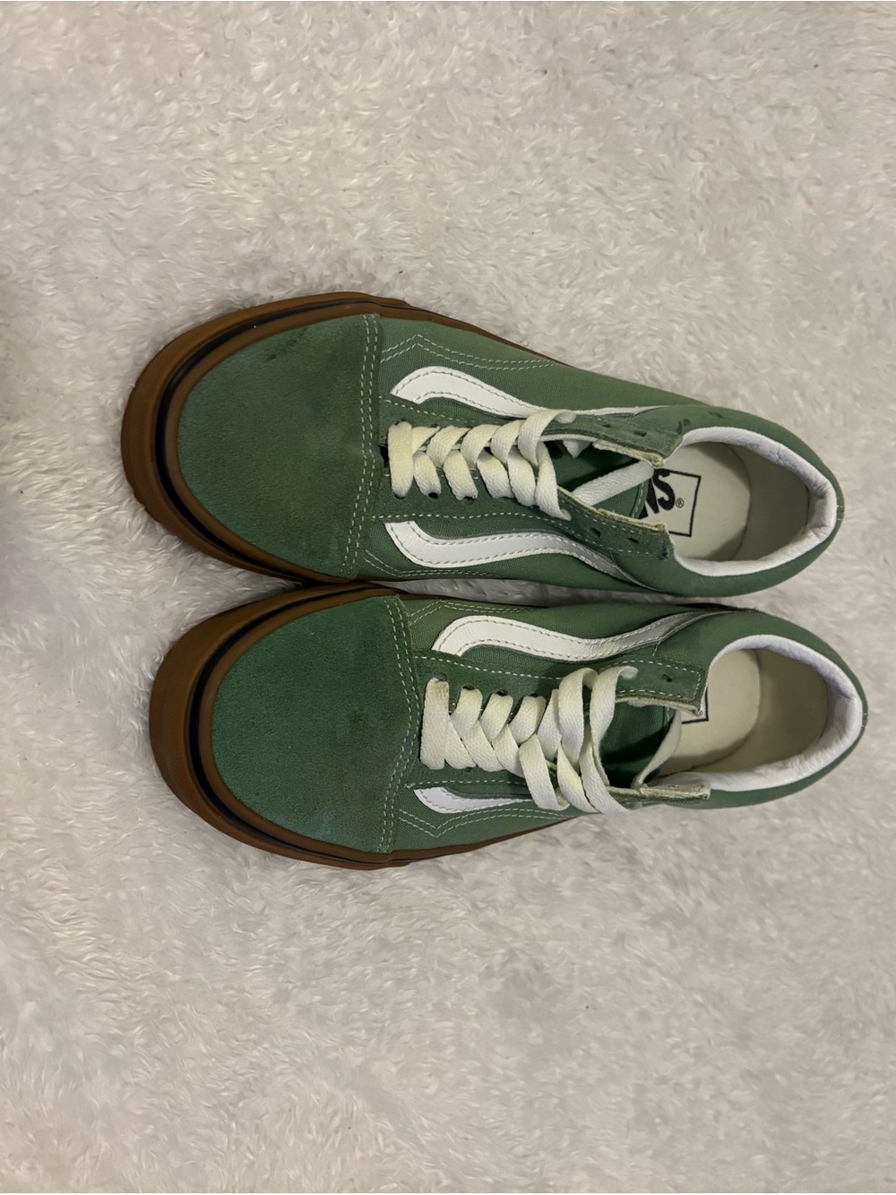 Vans women’s Old Skool Suede Sneakers in Green with White Stripe